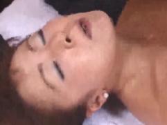 ＞女未体験の甥っ子を誘惑して性欲を満たす50歳くらいの色っぽいおばさん。エロモードで筆おろし