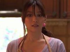 〖白木優子：上原亜衣〗娘が見ている前で寝取られる母親。淫語を言わされながらの強制ファック「私のマンコにチンポを入れて」
