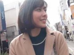 医師の旦那を持つS級に綺麗なスレンダー主婦。初対面チンポを味わって乱れまくります。激イキ浮気セックス