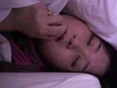 ＜葵千恵＞義理の弟にオナニーを見られ襲われる兄嫁。拒み拒否しても感じてしまう敏感な身体。そして抑えきれなくなる感情