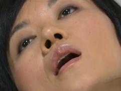 ＞想像してマンコを触るエロ妻が隣人男にマラをねじ込まれ犯される「男が欲しいだろ、俺はあんたが欲しい」激イキ痙攣イキ