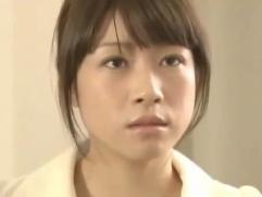 ＞ダメ夫が作ったギャンブルでの負け金を身体で支払う妻。全裸になり御奉仕しての中出し強制セックス