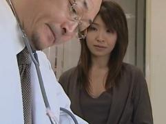＞中絶にきた女を全身麻酔で眠らせ中出しをする悪徳産婦人科医たち。意識がないままマラをねじ込み犯す鬼畜なまでの淫行
