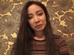 ＜素人ナンパ＞パイパン美女はいつもオナニーしてるんだそう。ネタはレズ物動画にエッチな小説。久しぶりに味わうチ〇ポで激イキ