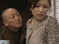 ＞「奥さんの事が好きなんだ」夫の同僚に告白され拒みながらもパンティーを剥ぎ取られ犯される妻。強制、激イキセックス
