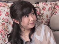 ＜熟女ナンパ＞四十路で結婚歴十八年の奥さんが下着チェックから最後には淫らな姿で寝取られます。しかも中出し絶頂イキ