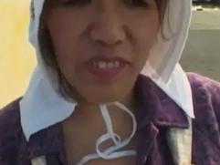 ＜人妻ナンパ＞お声掛けされた田舎のポッチャリ熟女がエロ過ぎた。オナニーから初対面チンポで青姦セックス