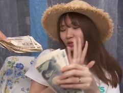 ＜人妻ナンパ＞お金が大好きな若妻さん。身体を走り抜ける快感、電マとバイブで痙攣イキ、中出しセックス