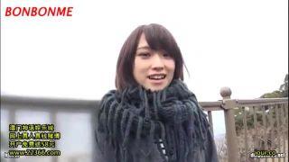 野外で露出しちゃって新たな性癖を開眼させる美女ｗ