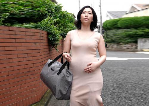 【NTR】出産のために里帰りしていた妻が元カレのデカチンを忘れられずに寝取られ浮気セックス！【佐山愛】