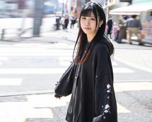 【現役女子大生】セックスって楽しいよね！？めちゃんこイキまくるクレープ屋でバイトするスリム美女！【越智あいら】