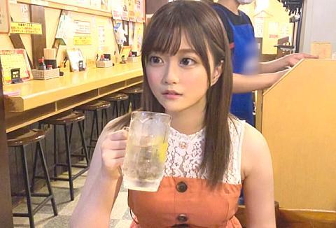 【素人ナンパ】マッチアプリでナンパしたスレンダー女子大生とほろ酔いのみの後にホテルへGO！