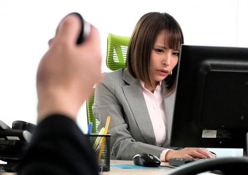 【女上司】「もう上司ではいられません…私を飼ってください」デリヘル呼んだら嫌いな年下女上司が来た！【伊藤舞雪】