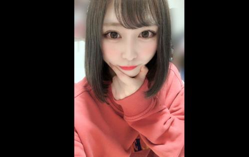 【素人ナンパ】金欠パパ活女子に近くに汚い便所があったので中に誘って公衆便所フェラさせてみた。