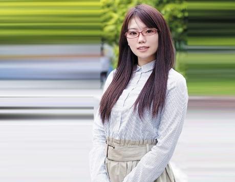 【素人ハメ撮り】デカチンに悶まくるラテアートとか作ってるオシャレなカフェで働く店員さん！