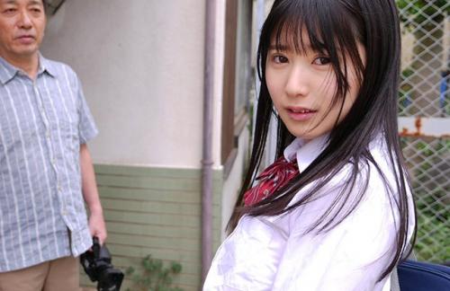 【美少女】「おじさん大好きです。」制服好きロリコン中年男優と台本無しリアルドキュメント！【好実ほの】