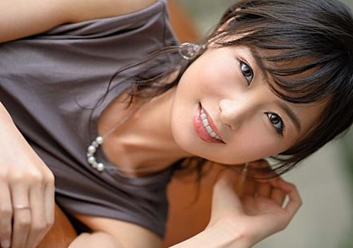 【熟女】ビクンっとなる魔性の微笑み！36歳の王道ルックス三十路妻のエロス！【小野寺真優】