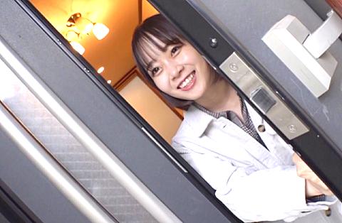 【素人宅訪問】「…せっかくだし、シよぉ？」素人JDのお宅訪問！何が起こるかわからない！自宅にお泊り中出しセックス！
