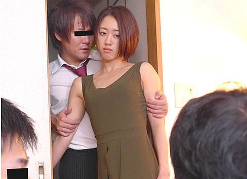 【レイプ】「奥さんに話があるから。」とパワハラ上司に妻が犯されていても何も出来ない僕！【竹内有紀】