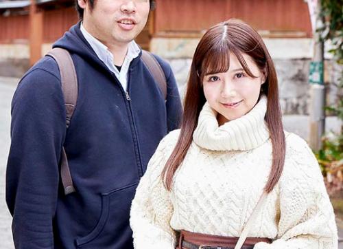 【素人妻NTR企画】寝取られ願望のある夫が妻を騙して混浴放置！巨乳妻を混浴温泉におびき出し客がいる中で公開セックス！