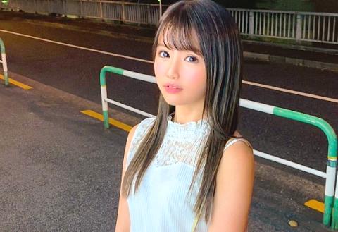 【素人ナンパ】小柄なキツキツマンコに挿入！合法ラインギリギリのロリ貧乳体型の美少女とホテルでハメ撮りセックス！