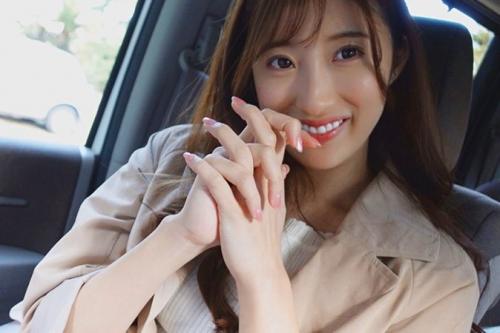 台本一切なしで望む素顔のすっぴんプライベート！人気女優のハメ撮り温泉旅行！【星宮一花】