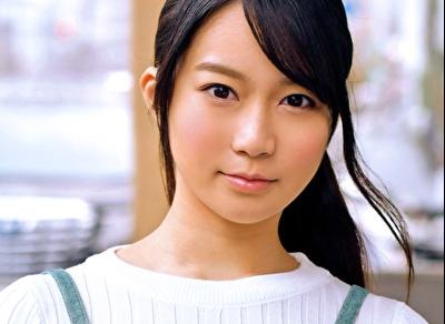【素人】スレンダーで清楚な黒髪巨乳介護士さんが優しくご奉仕！たまらずに生挿入中出しSEX！