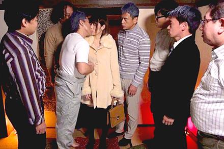 【JK調教】とある中年親父と出会い唾液交換に顔舐め、アナル舐め！体液交換セックスで仕込まれ調教された女子高生！【朝倉ゆい】