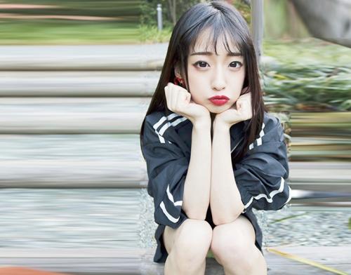 【素人ナンパ】「…わたしってすぐイッちゃうんだぁ…。」143センチで小柄の韓国ハーフ美少女を３P中出し乱交セックス！