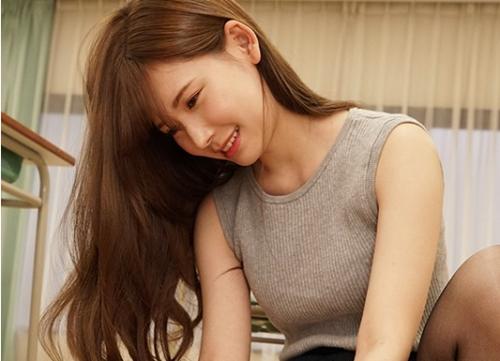 【痴女】「…女の子みたいな声出していいのよ…？♡」乳首舐めまわし弄り倒す生徒の乳首を開発する痴女教師！【明里つむぎ】