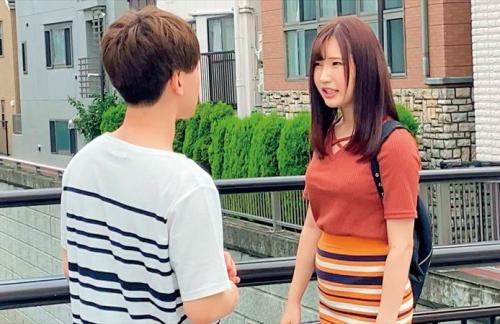 【素人ナンパ】「乳首で感じてる男性って可愛い…」　素人JDが人生初の乳首責めに挑戦してムラムラチンポを受け入れて中出しセックス！