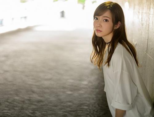 【デビュー】低身長スレンダー小柄のぐうかわパイパンマンコ！合法ロリ少女がAVデビュー！！【雨宮もな】