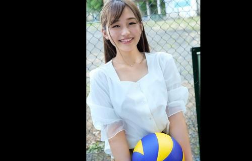 【デビュー】「…わたし、誘いに断れずにすぐセックスしちゃうんです…。」現役巨乳保育士さんが副業AV出演！【桃田香織】