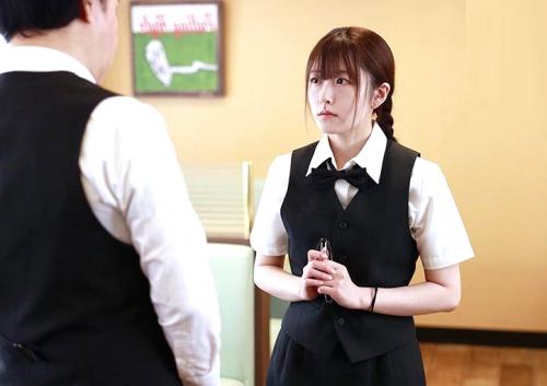 【美少女】清楚に見える陰キャ大学生の正体は地元では有名なヤリマンだった！【青空ひかり】