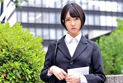 【素人ハメ撮り】「…お願いします…どうしても内定がほしいんです…。」社会問題の就活セクハラ！たっぷり生中出しで内定をGET！