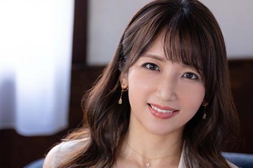 【坂井希】ガチの元国際線CA　45歳 AVデビュー
