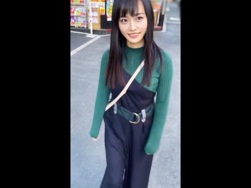 ＜素人ハメ撮り＞アイドルより可愛いでしょ！乃木坂46の子みたいな清楚系ロリ娘が肉棒パクリ…顔に精液ぶっかけるｗ＜美少女＞