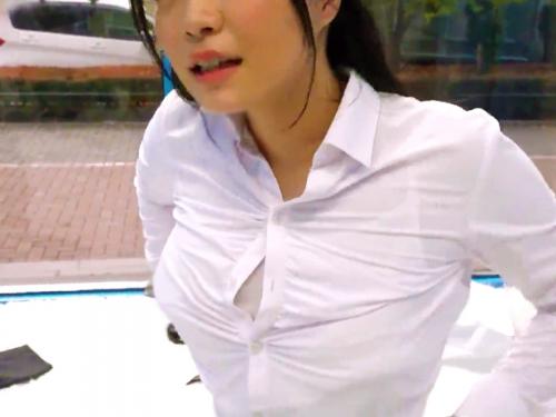 【MM号】車内でエロいことされっ放しなロリ女学生！何としても就職を決めたくて生中出しを承諾してしまうｗ【素人ナンパ映像】