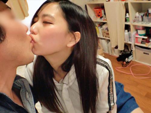 ＜個人ハメ撮り＞「自宅を案内してくれますか？」取材のはずが膣内発射されるロリ娘！顔面に精液ぶっかけたｗ＜素人ナンパ企画＞