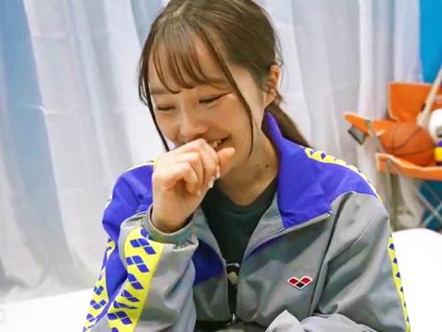 【MM号】謝礼金と生チンポに屈したトップレベルな少女に子作り中出し！無毛ロリおまんこにドクドク生射精ｗ【素人ナンパ映像】