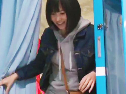 ＜マジックミラー号＞無毛のロリ彼女が「手マンで潮吹きしなければ10万円」に挑戦し、生で中出しされたｗ＜素人NTRモデル＞