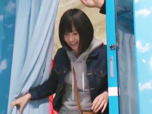 ＜MM号＞無毛ロリマンコ彼女が「潮吹き我慢できれば賞金獲得」に参加して失敗！たっぷり中出しされたったｗ＜素人NTR映像＞