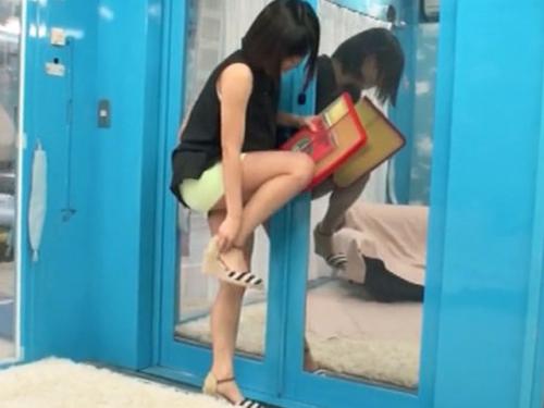 【マジックミラー号】「これ…お潮ですか？吹かされちゃった♥♥」ロリっ子をナンパ！ぐうかわ女子が性被害に遭うｗ【素人作品】