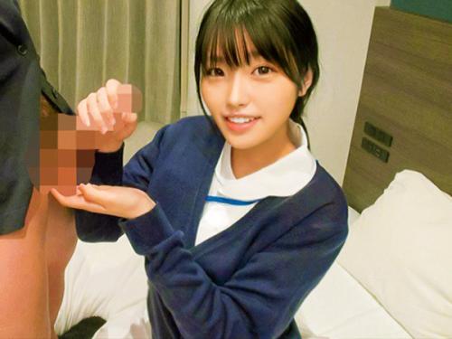 ＜素人ナンパ＞「生チンコ？あたしに入れていいよ♥♥」超エロい体型のロリ看護師へ中出し！美巨乳ギャルの3P＜童貞筆おろし＞