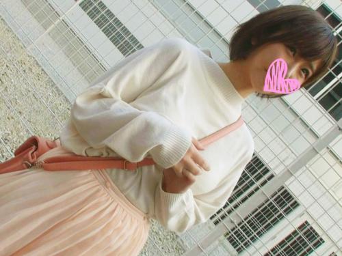 【素人ハメ撮り】無毛マンコな女子の幼膣へ中出し！美巨乳でロリ可愛い最上位ギャルとガッツリ生セックスｗ【究極ナイスバディ】