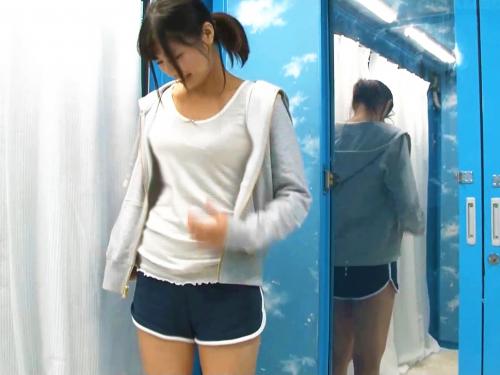 【マジックミラー号】明るくてエッチな女子大生！「コレ素股なの？入ってますけどぉ///」パコられたロリ少女ｗ【素人ナンパ】