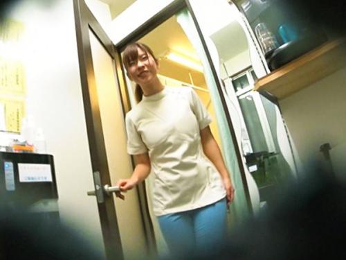 【美人妻】「おちんぽ旦那のよりデカい！逝くぅーーーーッ」いつもと違うチンチンに興奮？種付け中出しさせた奥さん【素人モノ】