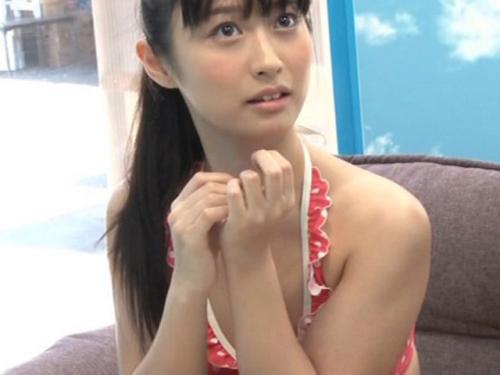 ＜MM号＞「ゴム無しなのに…中出しされました///」歴代トップランクな無毛ロリ美人が童貞さんを筆おろし＜素人ナンパ企画＞