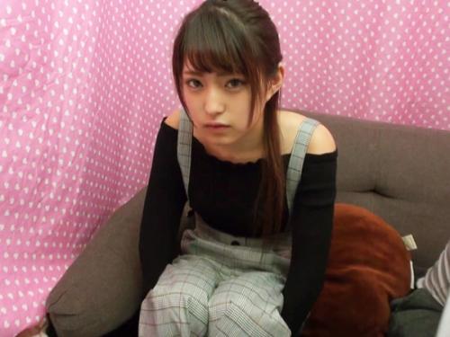 ＜究極スタイル＞「童貞な男の人の筆おろし？精子ゴックンやります///」ロリカワ女学生にゴム無しの膣内射精！＜素人企画＞