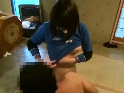 【個人流出】「弾む神おっぱい！やべぇぇｗｗ」現役女子校生の美少女を円光でハメ撮り！ロリっ子JKの超お宝動画【即ハボ体型】